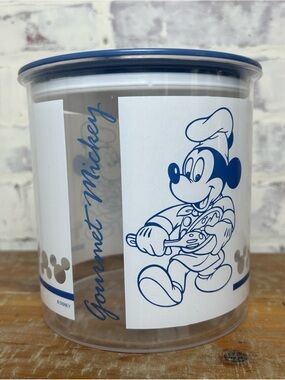 Disney Gourmet MICKEY MOUSE Pioneer 3303 Plastic 6” Storage Container Blue w/Lid